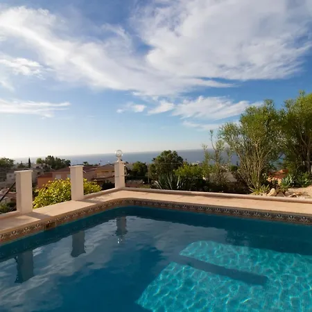 Villa Oliva *